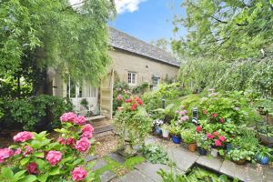 Photo 8- click for photo gallery